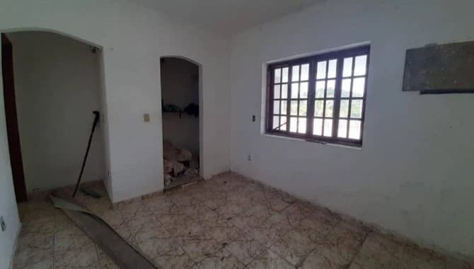 Foto 12 de 18: Casa em leilão em Magé - RJ, bairro Parque do Imperador — Casa 162 m² - Parque do Imperador - Magé - RJ