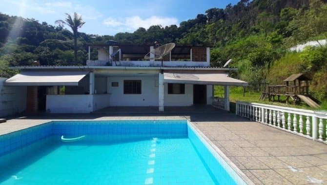 Casa em leilão em Magé - RJ, bairro Parque do Imperador — Casa 162 m² - Parque do Imperador - Magé - RJ