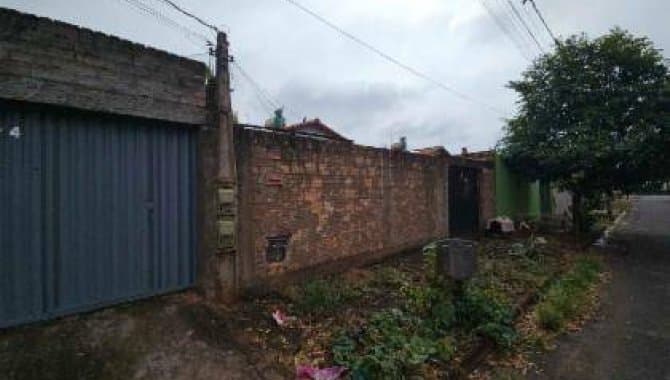 Foto 3 de 6: Casa em leilão em Uberaba - MG, bairro Pacaembu Ii — Casa 37 m² - Pacaembu II - Uberaba - MG