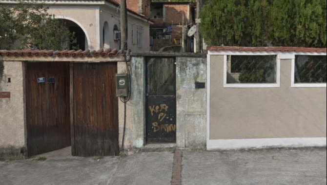 Casa em leilão em Rio De Janeiro - RJ, bairro Rocha Miranda — Casa 113 m² (Fundos - Casa 01) - Rocha Miranda - Rio de Janeiro - RJ