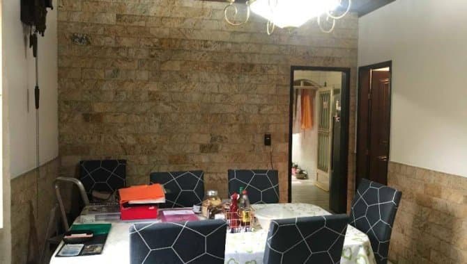 Foto 12 de 15: Casa em leilão em Rio De Janeiro - RJ, bairro Bento Ribeiro — Casa 204 m² - Bento Ribeiro - Rio de Janeiro - RJ