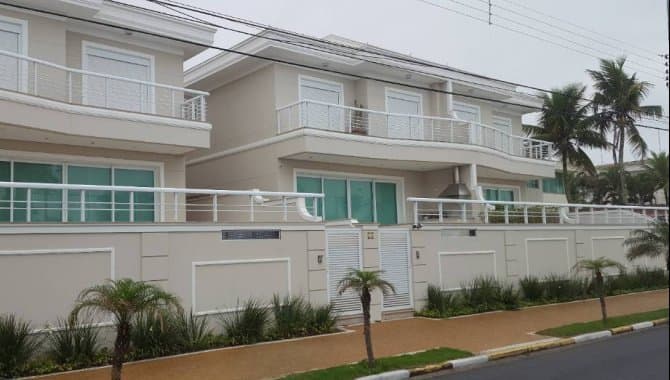 Casa em leilão em Guarujá - SP, bairro Enseada — Casa em Condomínio 224 m² (04 vagas) - Enseada - Guarujá - SP