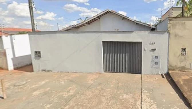 Foto 3 de 3: Casa em leilão em Araguaína - TO, bairro Loteamento São Miguel — Casa 184 m² - Loteamento São Miguel - Araguaína - TO