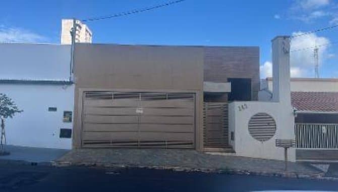 Foto 1 de 6: Casa em leilão em Tupã - SP, bairro Centro — Casa 320 m² - Centro - Tupã - SP