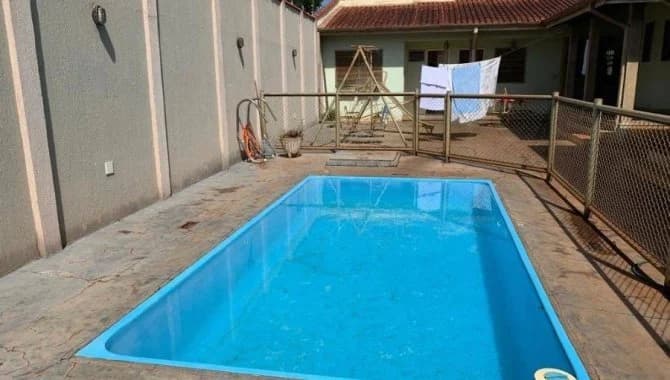 Foto 3 de 12: Casa em leilão em Jardinópolis - SP, bairro Jardim Niagara — Casa 277 m² - Jardim Niagara - Jardinópolis - SP