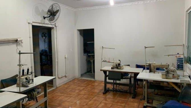 Foto 12 de 20: Casa em leilão em Rio De Janeiro - RJ, bairro Taquara — Casa 420 m² (03 vagas) - Taquara - Rio de Janeiro - RJ
