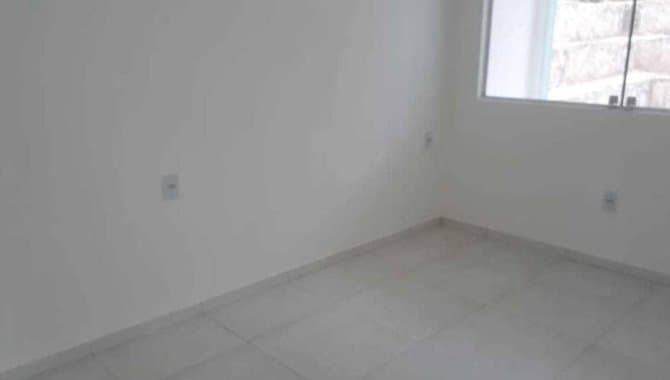 Foto 21 de 44: Casa em leilão em Chã Grande - PE, bairro Campos do Valle — Casa em Condomínio 317 m² - Campos do Valle - Chã Grande - PE