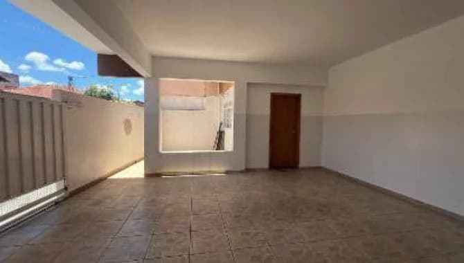 Foto 11 de 34: Casa em leilão em Tupã - SP, bairro Vila Bandeirantes — Casa 309 m² - Vila Bandeirantes - Tupã - SP