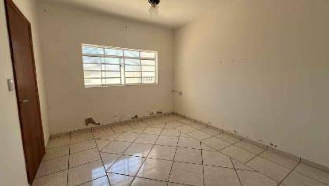 Foto 23 de 34: Casa em leilão em Tupã - SP, bairro Vila Bandeirantes — Casa 309 m² - Vila Bandeirantes - Tupã - SP
