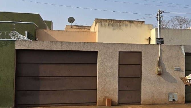 Foto 23 de 23: Casa em leilão em Santa Helena De Goiás - GO, bairro São Paulo — Casa em Condomínio 101 m² (01 vaga) - São Paulo - Santa Helena de Goiás - GO