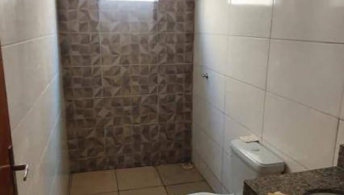 Foto 8 de 23: Casa em leilão em Santa Helena De Goiás - GO, bairro São Paulo — Casa em Condomínio 101 m² (01 vaga) - São Paulo - Santa Helena de Goiás - GO