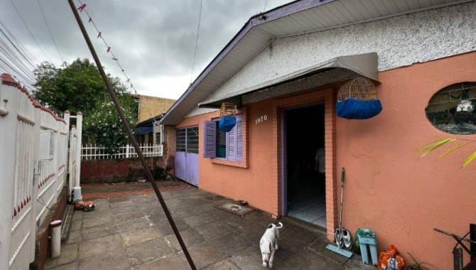 Foto 3 de 11: Casa em leilão em Caxias Do Sul - RS, bairro Santa Fé — Casa 123 m² - Santa Fé - Caxias do Sul - RS