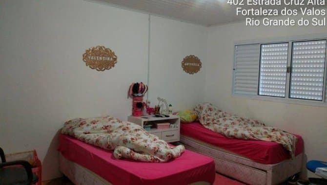 Foto 8 de 10: Casa em leilão em Fortaleza Dos Valos - RS, bairro Centro — Casa 127 m² - Centro - Fortaleza dos Valos - RS