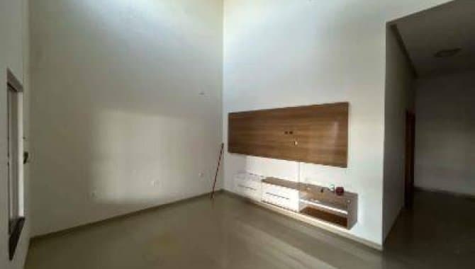 Foto 4 de 17: Casa em leilão em Porangatu - GO, bairro Santa Tereza — Casa 229 m² - Santa Luzia - Porangatu - GO