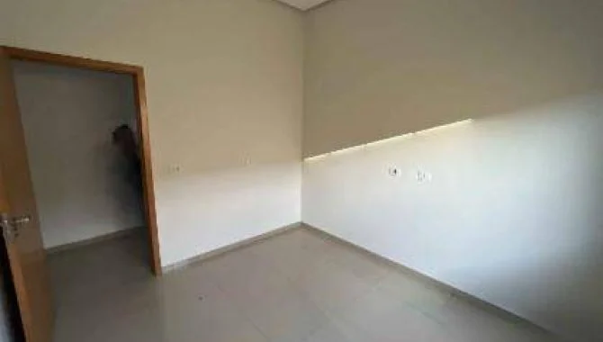 Foto 3 de 17: Casa em leilão em Porangatu - GO, bairro Santa Tereza — Casa 229 m² - Santa Luzia - Porangatu - GO