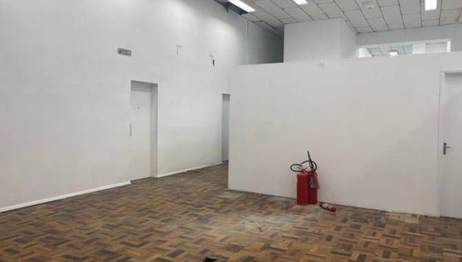 Foto 10 de 11: Comercial em leilão em Santa Vitória Do Palmar - RS, bairro Centro — Imóvel Comercial (Ex-Agência) com 585 m² - Santa Vitória do Palmar - RS