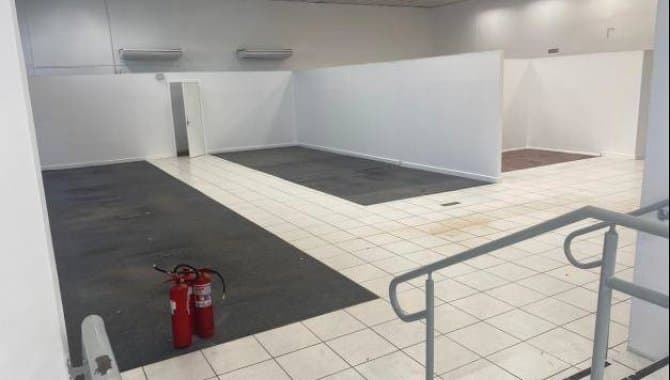 Foto 6 de 11: Comercial em leilão em Santa Vitória Do Palmar - RS, bairro Centro — Imóvel Comercial (Ex-Agência) com 585 m² - Santa Vitória do Palmar - RS