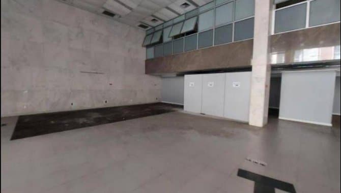 Foto 6 de 19: Comercial em leilão em Porto Alegre - RS, bairro Centro Histórico — Prédio Comercial 2.700 m² - Centro Histórico - Porto Alegre - RS