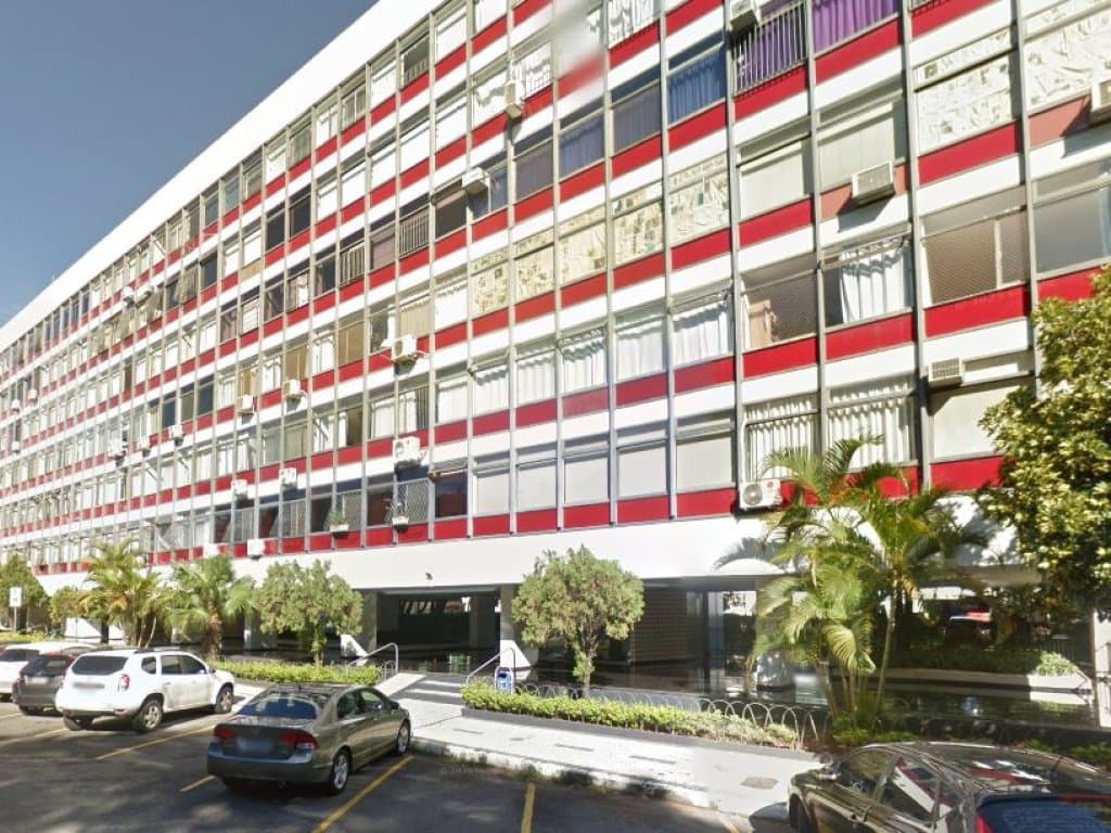 Foto 2 de 3: Apartamento em leilão em Brasília - DF, bairro Asa Sul — Apartamento 156 m² (01 vaga) - Asa Sul - Brasília - DF
