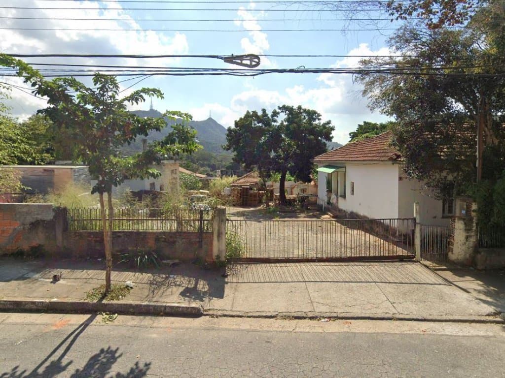 Foto 4 de 10: Terreno em leilão em São Paulo - SP, bairro Vila Clarice — Terreno 750 m² (com construções) - Vila Clarice - São Paulo - SP