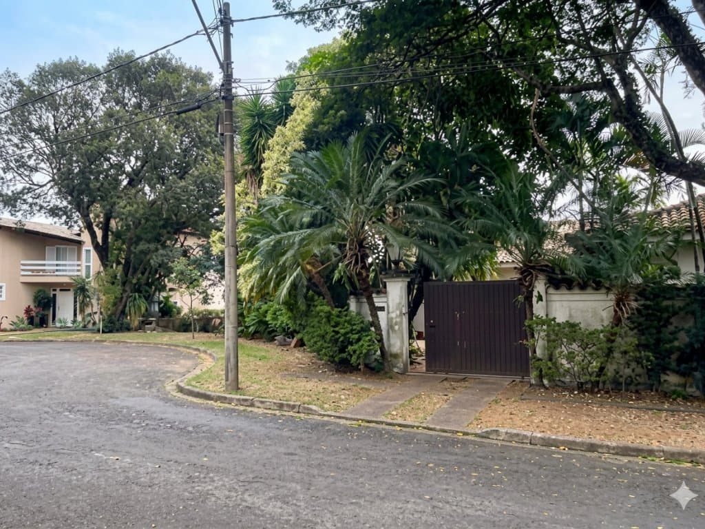 Foto 5 de 14: Casa em leilão em São Carlos - SP, bairro Parque Sabará — Casa em Condomínio com Área de 3.185 m² - Condomínio Parque Sabará - São Carlos - SP