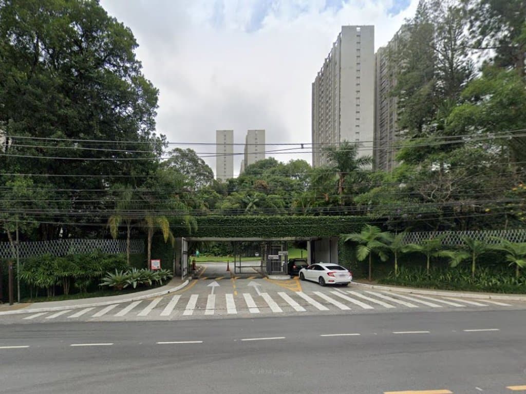 Foto 4 de 19: Apartamento em leilão em São Paulo - SP, bairro Vila Suzana — Apartamento 140 m² e 02 Vagas de Garagem no Condomínio Portal do Morumbi - Vila Suzana - São Paulo - SP