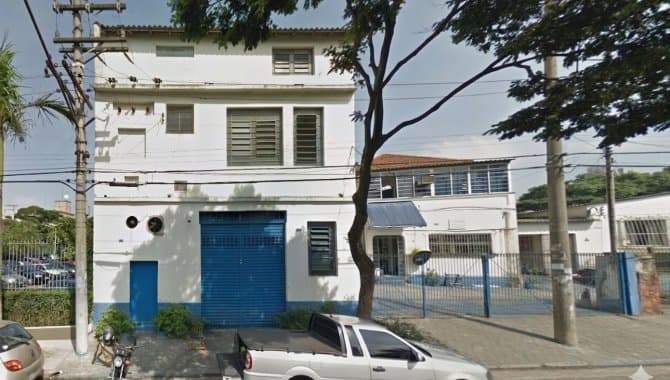 Foto 1 de 8: Comercial em leilão em São Paulo - SP, bairro Vila Vermelha — Direitos sobre a Parte Ideal (37,19%) de Imóvel Comercial em Terreno de 936 m² (com 3 edificações) - Vila Vermelha - São Paulo - SP
