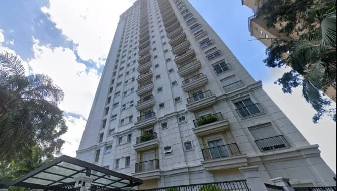 Foto 1 de 6: Apartamento em leilão em São Paulo - SP, bairro Panamby — Apartamento 697 m² (5 Vagas) - Ao lado do Parque Burle Marx - Panamby - São Paulo - SP
