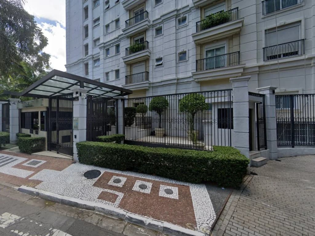 Foto 5 de 6: Apartamento em leilão em São Paulo - SP, bairro Panamby — Apartamento 697 m² (5 Vagas) - Ao lado do Parque Burle Marx - Panamby - São Paulo - SP
