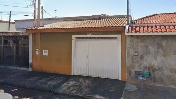 Foto 1 de 2: Casa em leilão em Ribeirão Preto - SP, bairro Campos Elíseos — Casa 95 m² - Ribeirão Preto-SP - Rua Flávio Uchôa, 1.889 - Campos Elíseos
