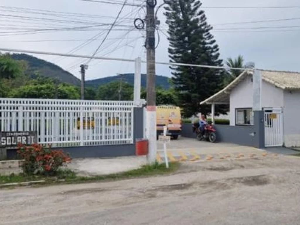 Foto 2 de 2: Casa em leilão em Maricá - RJ, bairro São José do Imbassaí — Casa 97 m² - Maricá-RJ - Rua Cinco, 203 - Unidade 18 da Qd. 05 - São José do Imbassaí