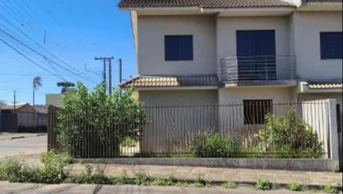 Foto 2 de 2: Comercial em leilão em Ponta Grossa - PR — Casa 105 m² (Unid. 01) - Oficinas - Ponta Grossa - PR