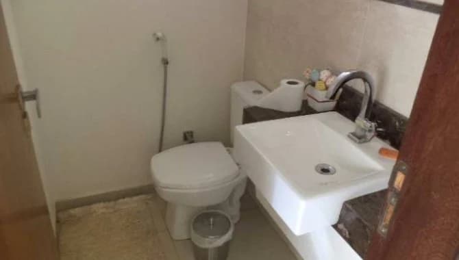Foto 7 de 10: Casa em leilão em Araraquara - SP — Casa em Condomínio 181 m² (01 vaga) - Jardim Residencial Maggiore - Araraquara - SP