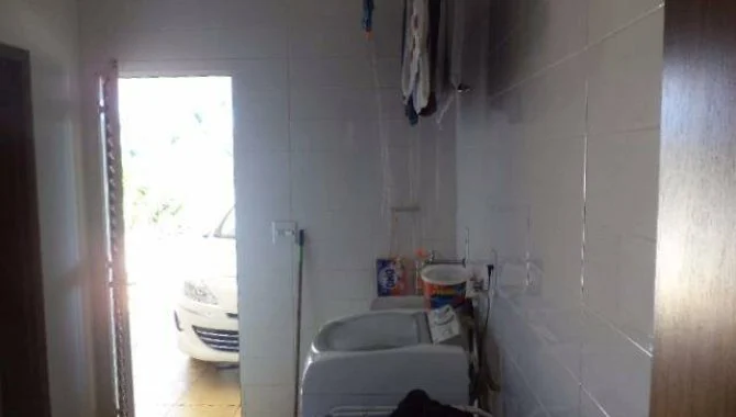 Foto 4 de 10: Casa em leilão em Araraquara - SP — Casa em Condomínio 181 m² (01 vaga) - Jardim Residencial Maggiore - Araraquara - SP