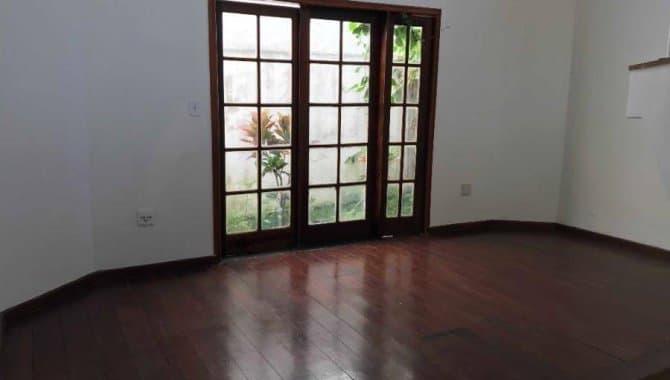 Foto 4 de 36: Casa em leilão em Rio De Janeiro - RJ, bairro Anil — Casa em Condomínio 343 m² (01 vaga) - Anil - Rio de Janeiro - RJ