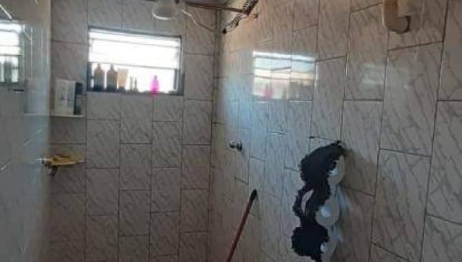Foto 13 de 18: Casa em leilão em Urucuia - MG, bairro Centro — Casa 138 m² - Centro - Urucuia - MG