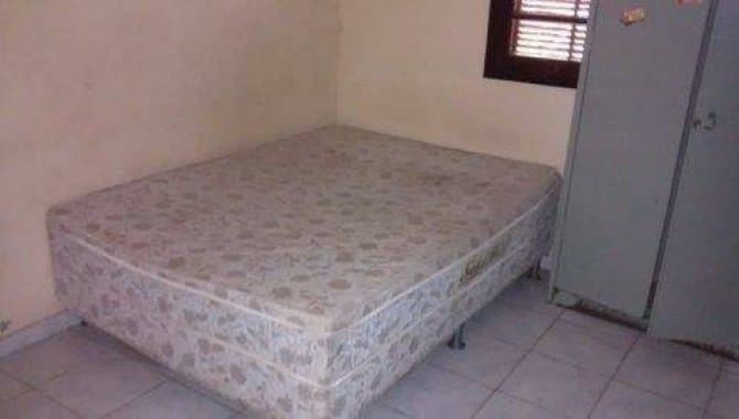 Foto 9 de 15: Casa em leilão em São Gonçalo - RJ, bairro Santa Isabel — Casa em Condomínio 161 m² (01 vaga) - Santa Isabel - São Gonçalo - RJ