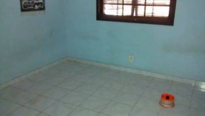 Foto 13 de 15: Casa em leilão em São Gonçalo - RJ, bairro Santa Isabel — Casa em Condomínio 161 m² (01 vaga) - Santa Isabel - São Gonçalo - RJ