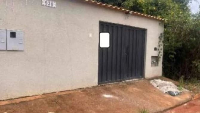Foto 2 de 6: Casa em leilão em Mateus Leme - MG, bairro Planalto — Casa 74 m² - Planalto - Mateus Leme - MG
