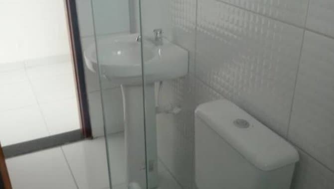 Foto 8 de 27: Casa em leilão em Feira De Santana - BA, bairro Jardim Cruzeiro — Casa 68 m² - Jardim Cruzeiro - Feira de Santana - BA