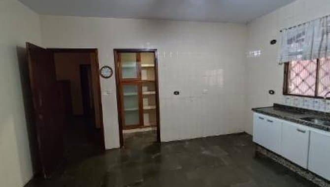 Foto 31 de 40: Casa em leilão em Faxinal - PR, bairro Centro — Casa 350 m² - Centro - Faxinal - PR
