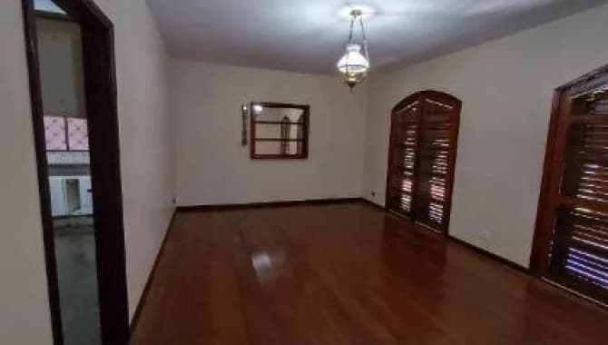Foto 15 de 40: Casa em leilão em Faxinal - PR, bairro Centro — Casa 350 m² - Centro - Faxinal - PR