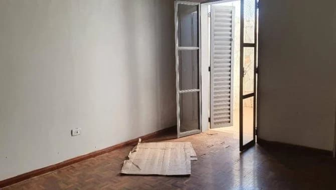 Foto 10 de 19: Casa em leilão em Assis - SP, bairro Centro — Casa 292 m² - Centro - Assis - SP
