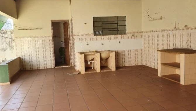 Foto 11 de 19: Casa em leilão em Assis - SP, bairro Centro — Casa 292 m² - Centro - Assis - SP