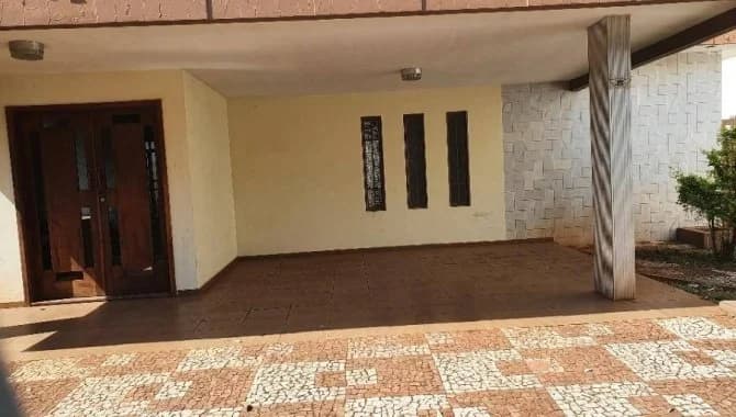 Foto 14 de 19: Casa em leilão em Assis - SP, bairro Centro — Casa 292 m² - Centro - Assis - SP