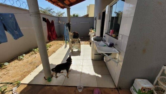 Foto 4 de 16: Casa em leilão em Goiânia - GO — Casa em Condomínio 71 m² (Unid. 01) - Residencial Luana Park - Goiânia - GO