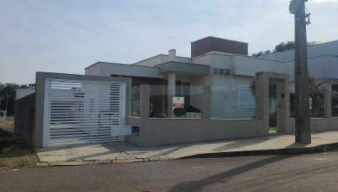 Foto 3 de 8: Casa em leilão em Concórdia - SC, bairro Parque de Exposições — Casa 202 m² - Parque de Exposições - Concórdia - SC