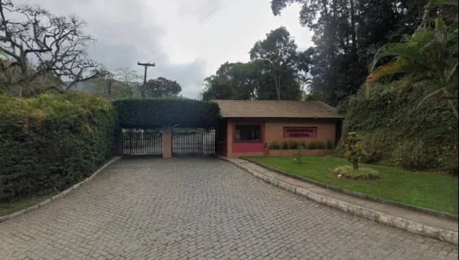 Terreno em leilão em Teresópolis - RJ — Área em Condomínio 1.296 m² - Parque do Imbui - Teresópolis - RJ