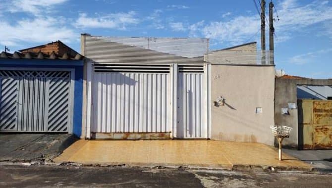 Casa em leilão em Ribeirão Preto - SP, bairro Jardim Diva Tarlá de Carvalho — Casa 138 m² - Jardim Diva Tarlá de Carvalho - Ribeirão Preto - SP