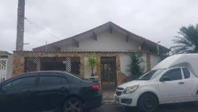 Foto 2 de 3: Casa em leilão em Praia Grande - SP, bairro Flórida — Casa 232 m² - Flórida - Praia Grande - SP